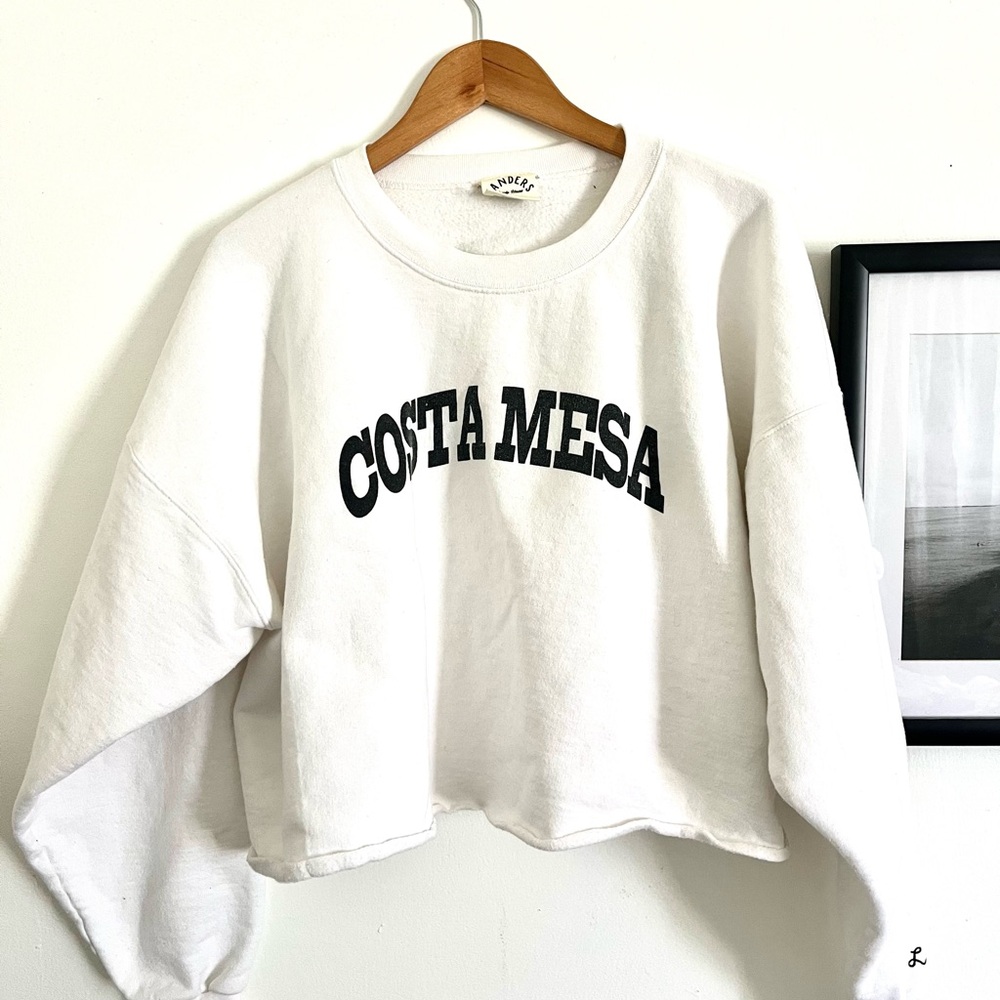 Landers Costa Mesa White Graphic Crop Sweatshirt